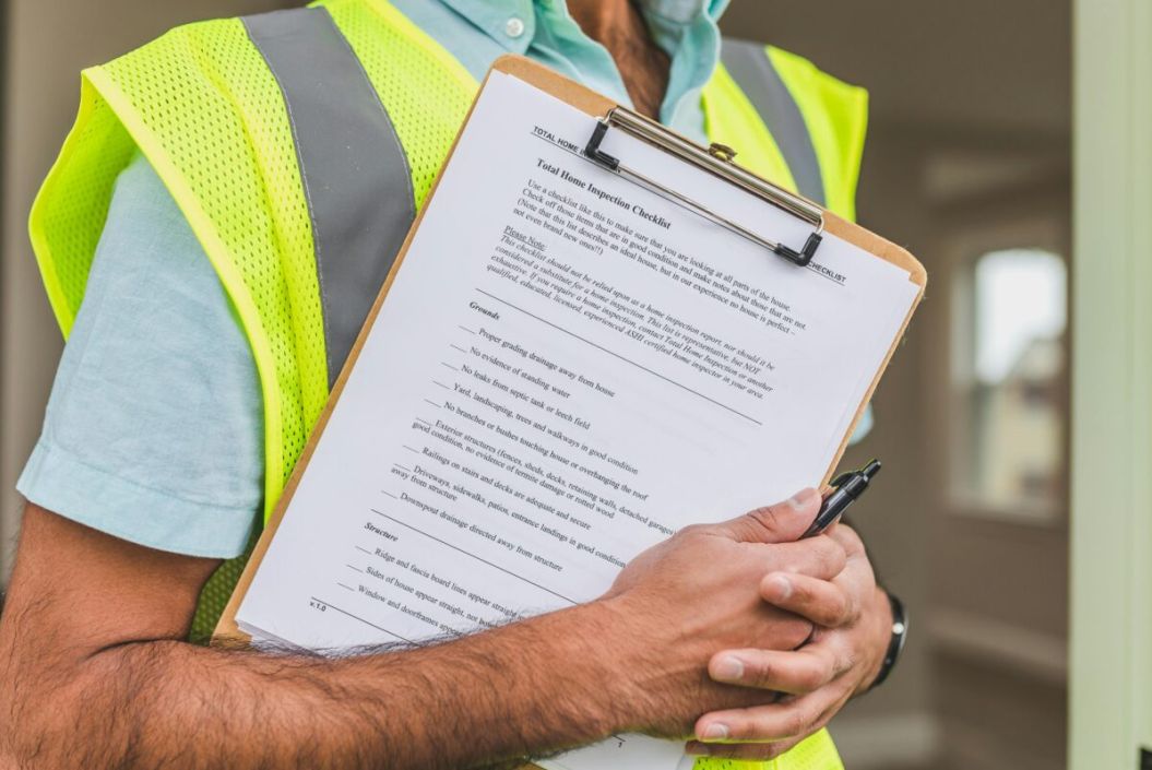Equipamiento de seguridad a bordo: por qué es importante revisarlo y protegerlo